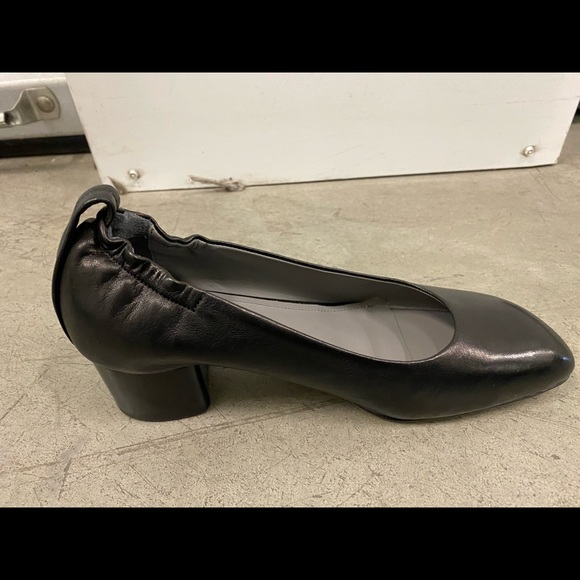 Rag & Bone EREN Black Leather Pump - Picture 2 of 6